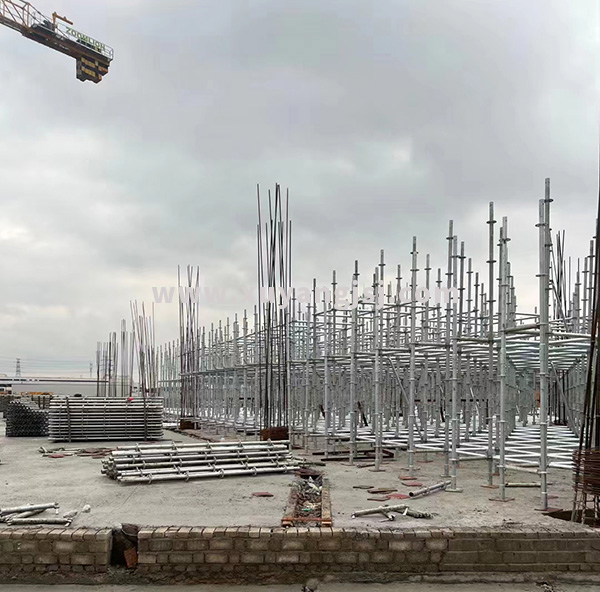 钟楼盘扣脚手架--在建钟楼工程案例